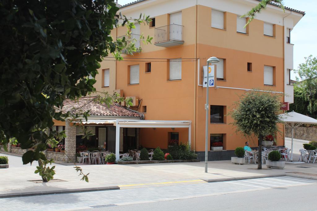 Hostal Montserrat Tona Zewnętrze zdjęcie